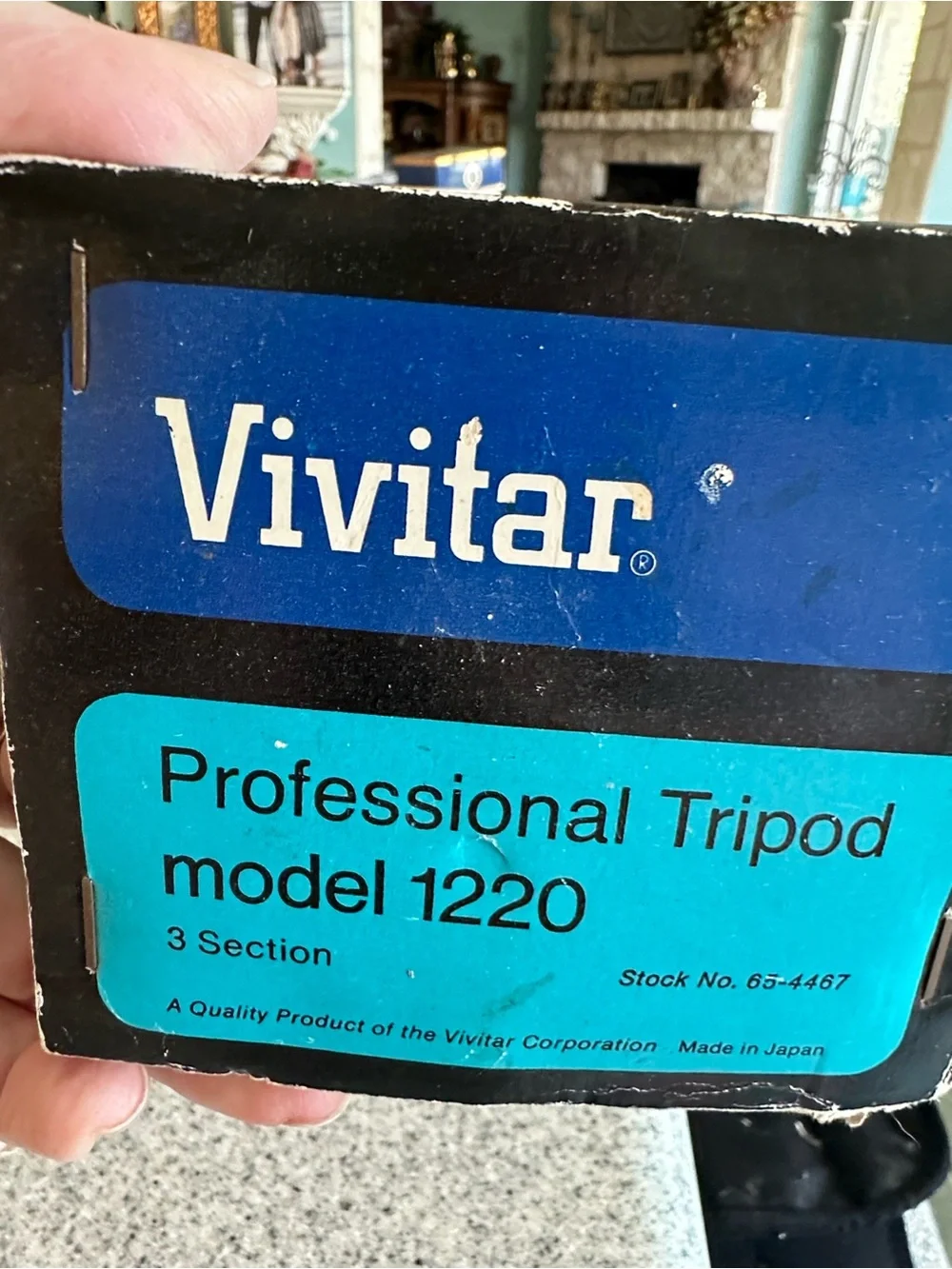 Vivitar Professional Tripod Model 1220 - Teal Box